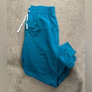 Figs high-waisted Zamora jogger scrubs